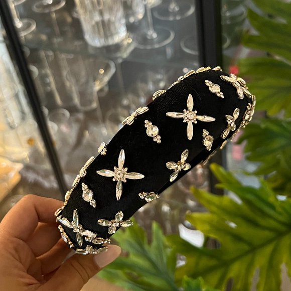 Black Velvet Embellished Headband - Picture 1 of 2